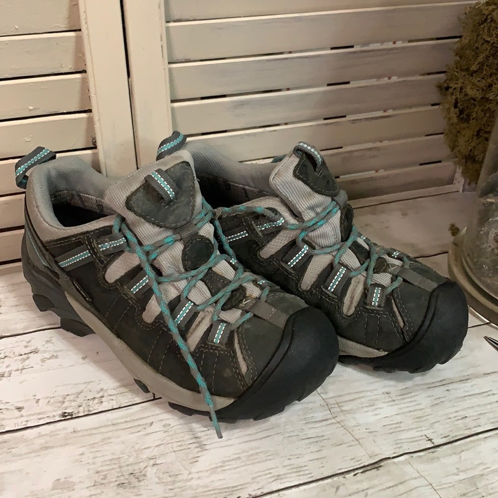 Keen Gray and Teal Athletic Shoes